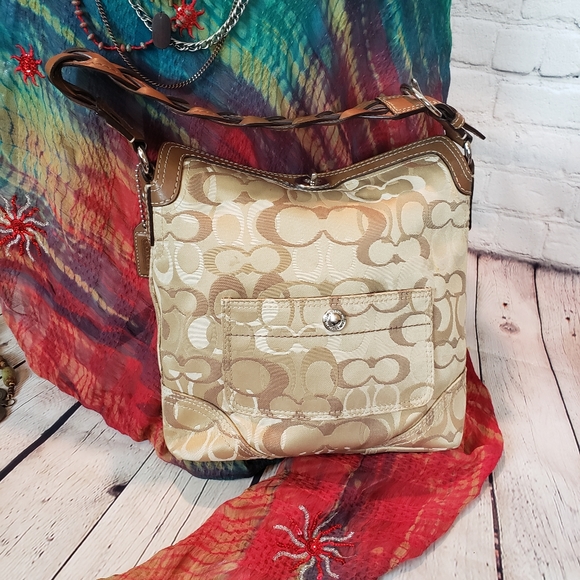 Coach purse - Picture 3 of 12